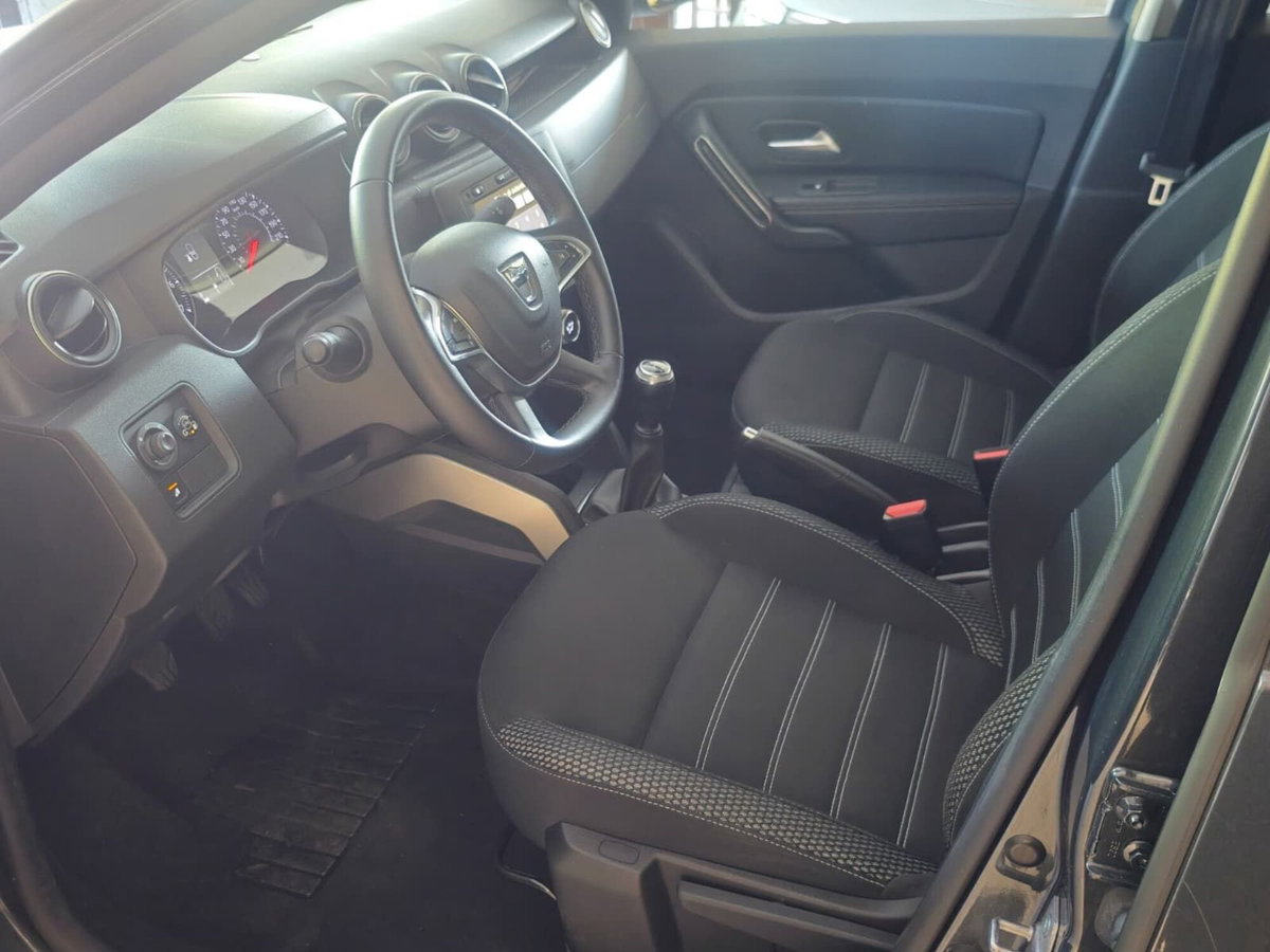Dacia Duster 1.6 SCe GPL 4x2 Prestige (8)