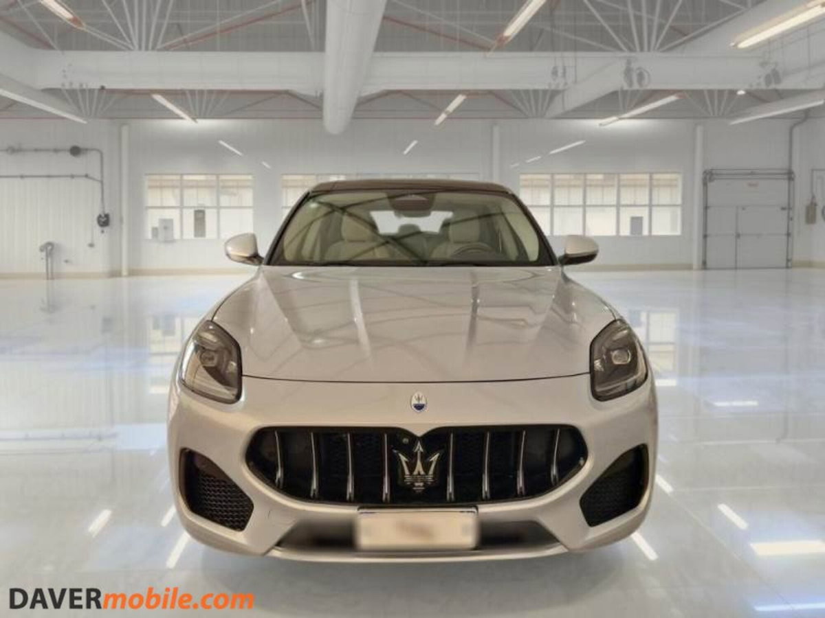 Maserati Grecale 2.0 mhev GT 300cv auto (5)