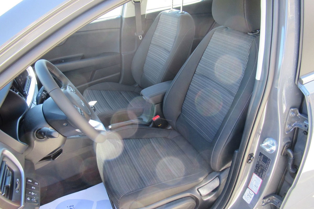 Kia Stonic 1.2 DPI Style (11)