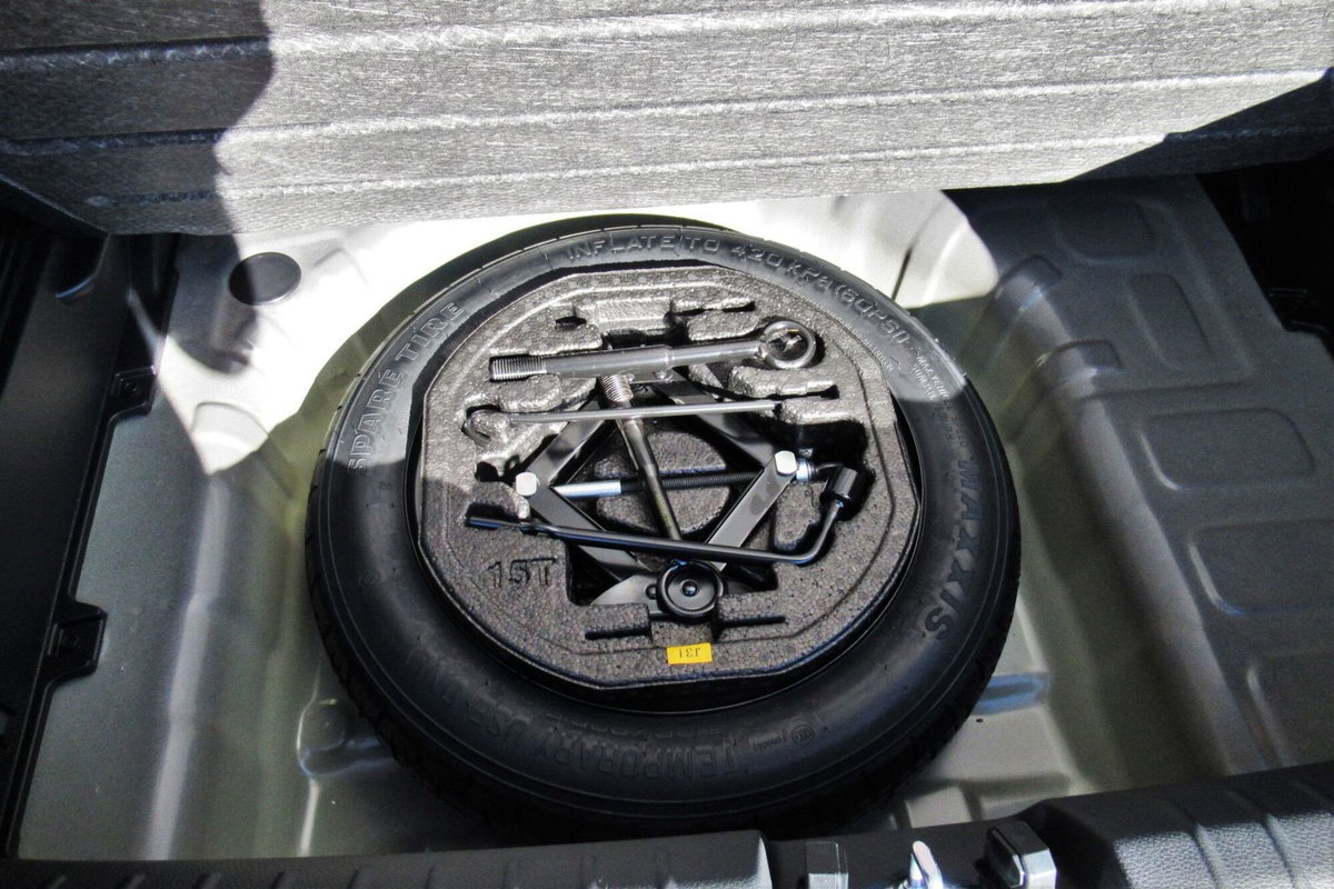 Kia Stonic 1.2 DPI Style (9)