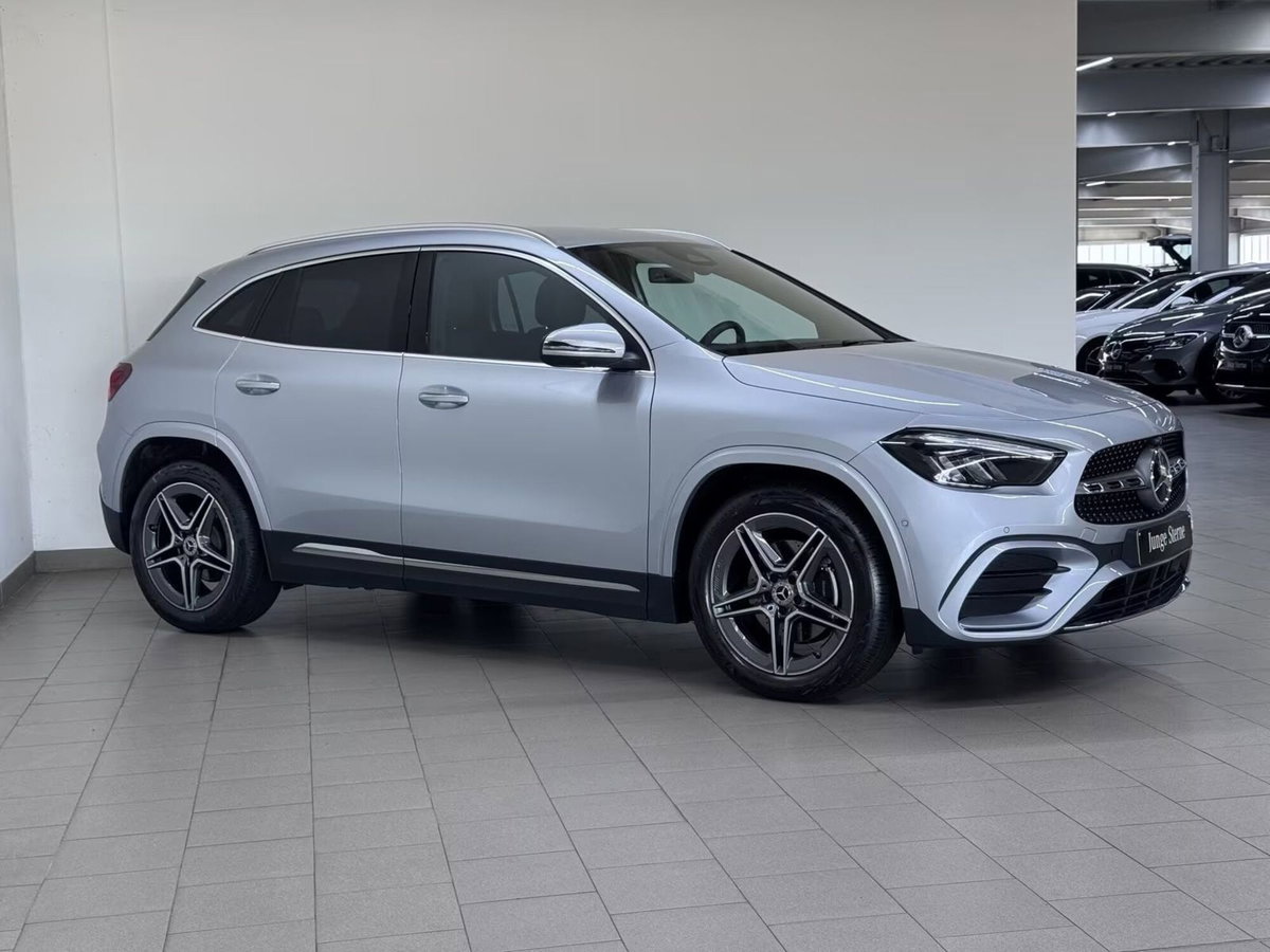 Mercedes-Benz GLA SUV 180 AMG Line Premium auto (6)