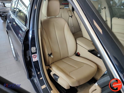 BMW Serie 3 Touring 320d  Luxury (5)
