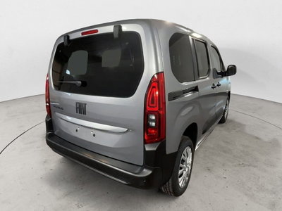 Fiat Doblò Furgone van d.cab XL 1.5 diesel 130cv auto (6)