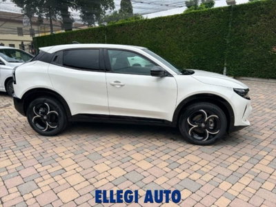 Alfa Romeo Junior 1.2 ibrida 145cv edct6 (3)