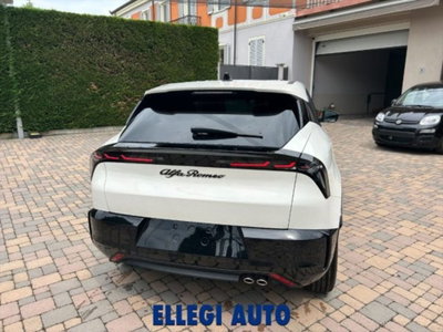 Alfa Romeo Junior 1.2 ibrida 145cv edct6 (5)