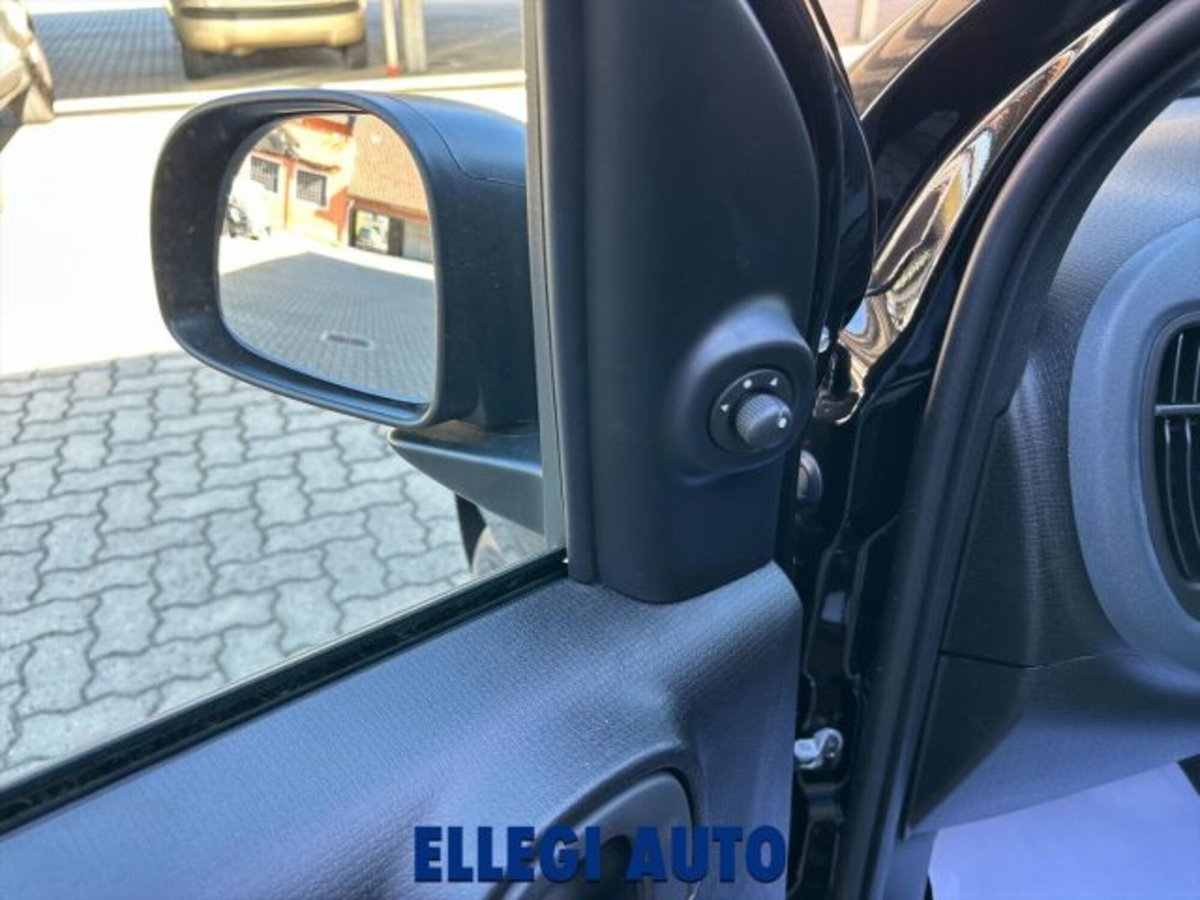 Fiat Panda 1.0 firefly hybrid s&s 70cv 5p.ti (15)