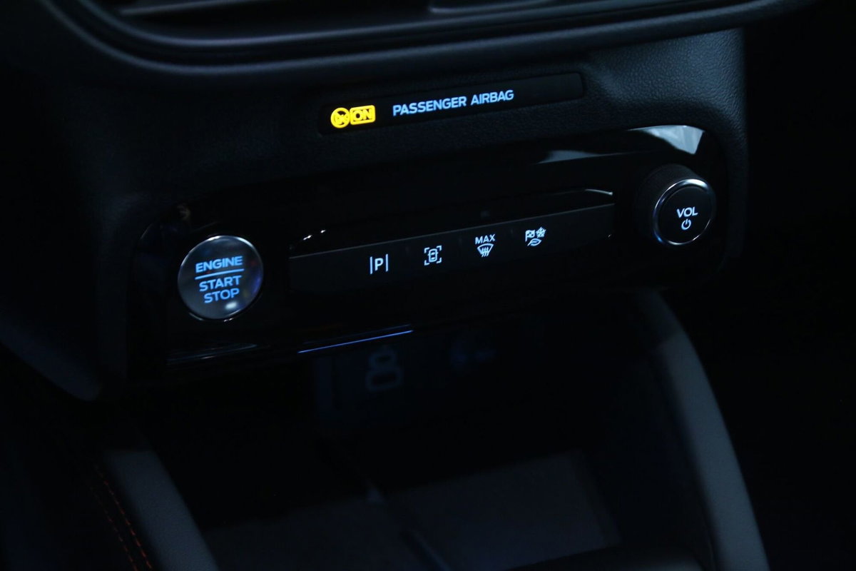 Ford Kuga 2.5 full hybrid ST-Line X 2wd 180cv auto (18)