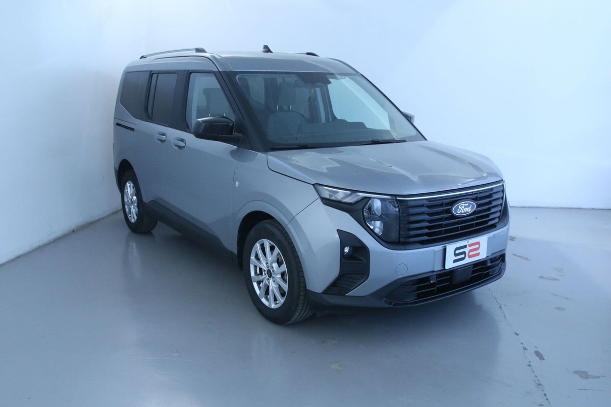 Ford Tourneo Courier 1.0 ecoboost 125cv Titanium powershift (3)