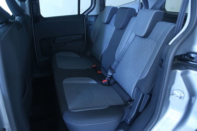 Ford Tourneo Courier 1.0 ecoboost 125cv Titanium powershift (8)