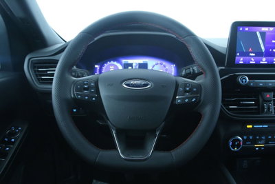Ford Kuga 1.5 EcoBoost 150 CV 2WD ST-Line (10)