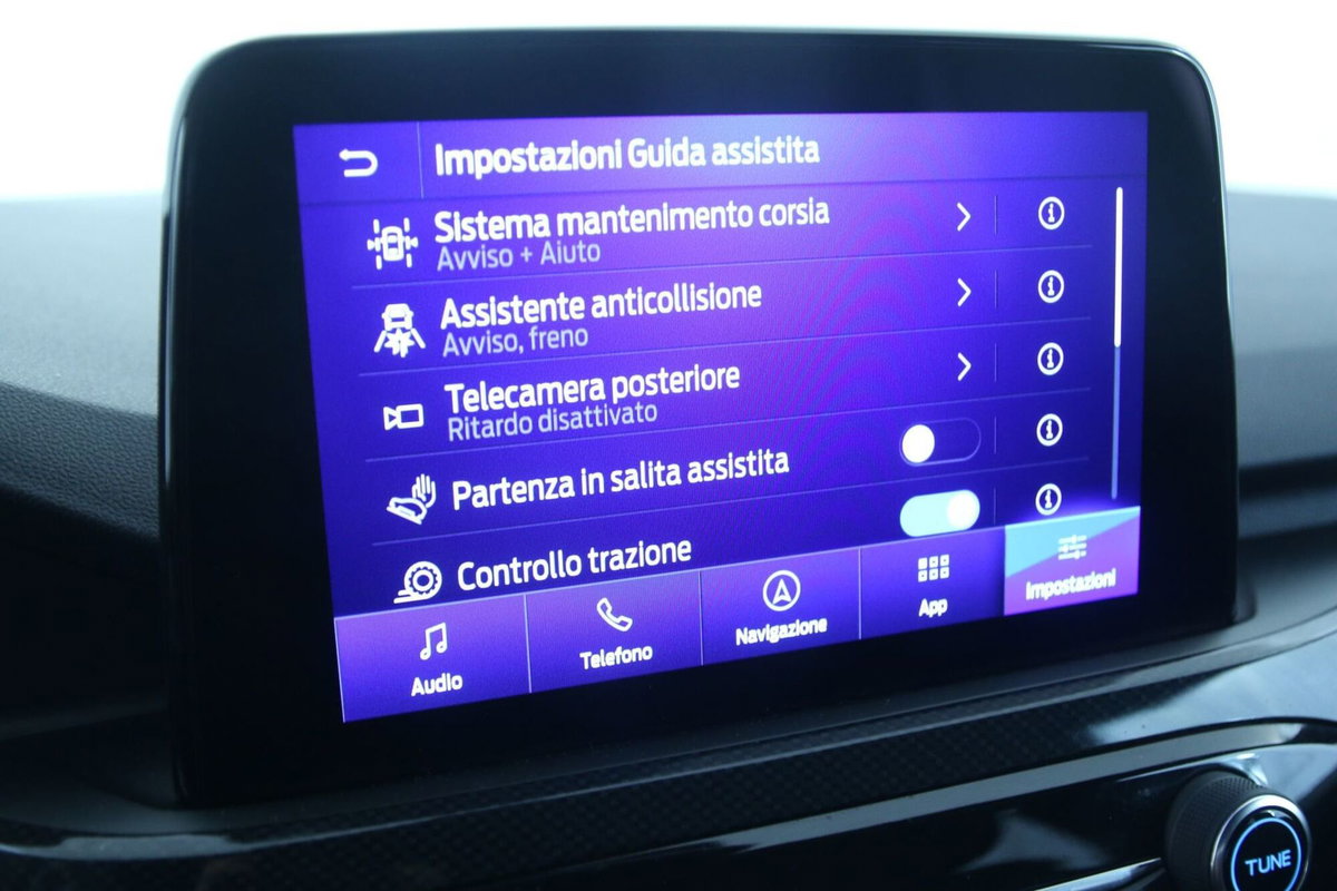 Ford Kuga 1.5 EcoBoost 150 CV 2WD ST-Line (14)