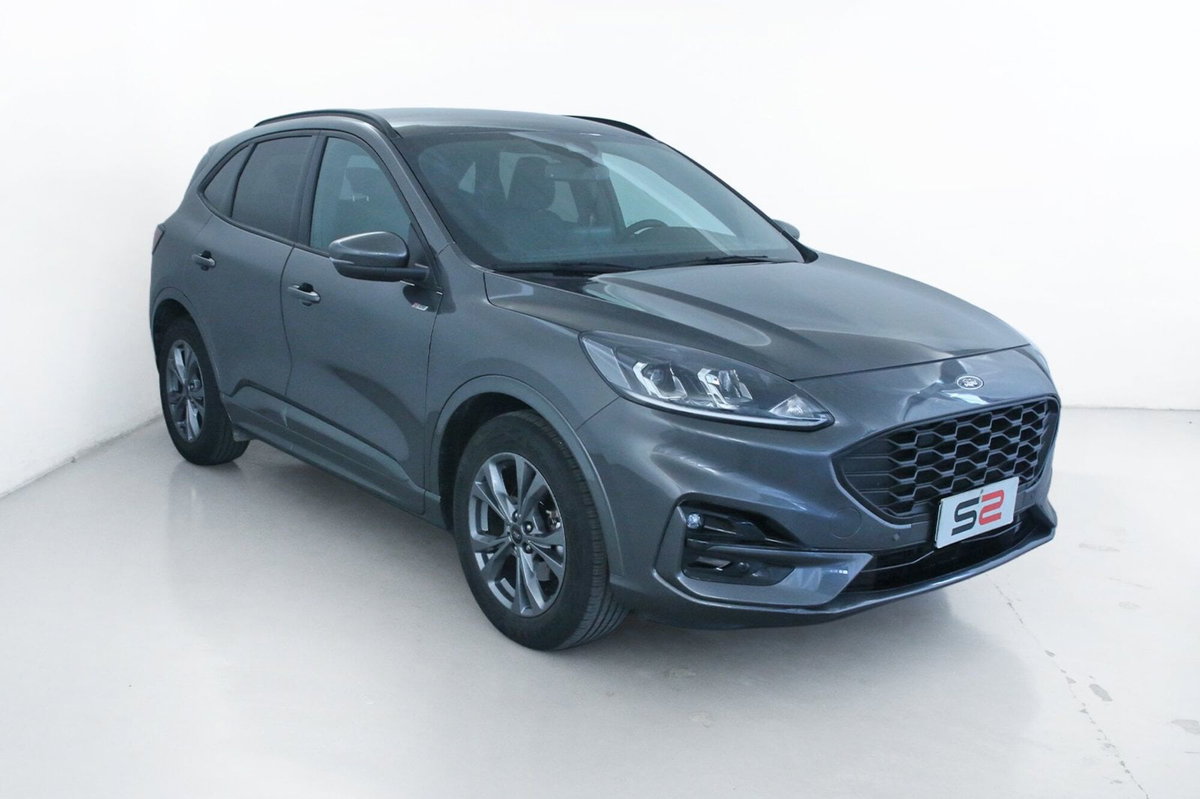 Ford Kuga 1.5 EcoBoost 150 CV 2WD ST-Line (3)