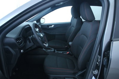 Ford Kuga 1.5 EcoBoost 150 CV 2WD ST-Line (7)