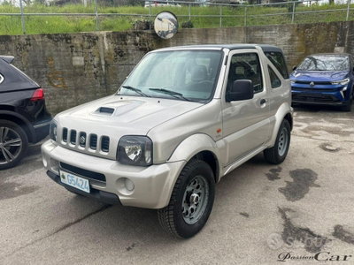 Suzuki Jimny 1.5 DDiS cat 4WD usata