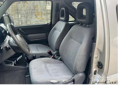 Suzuki Jimny 1.5 DDiS cat 4WD (6)