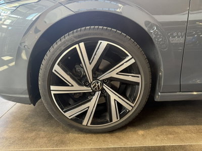 Volkswagen Golf 2.0 TDI 150 CV DSG SCR 4Motion Style (15)