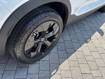 Volvo XC40 B3 automatico Plus Dark (15)