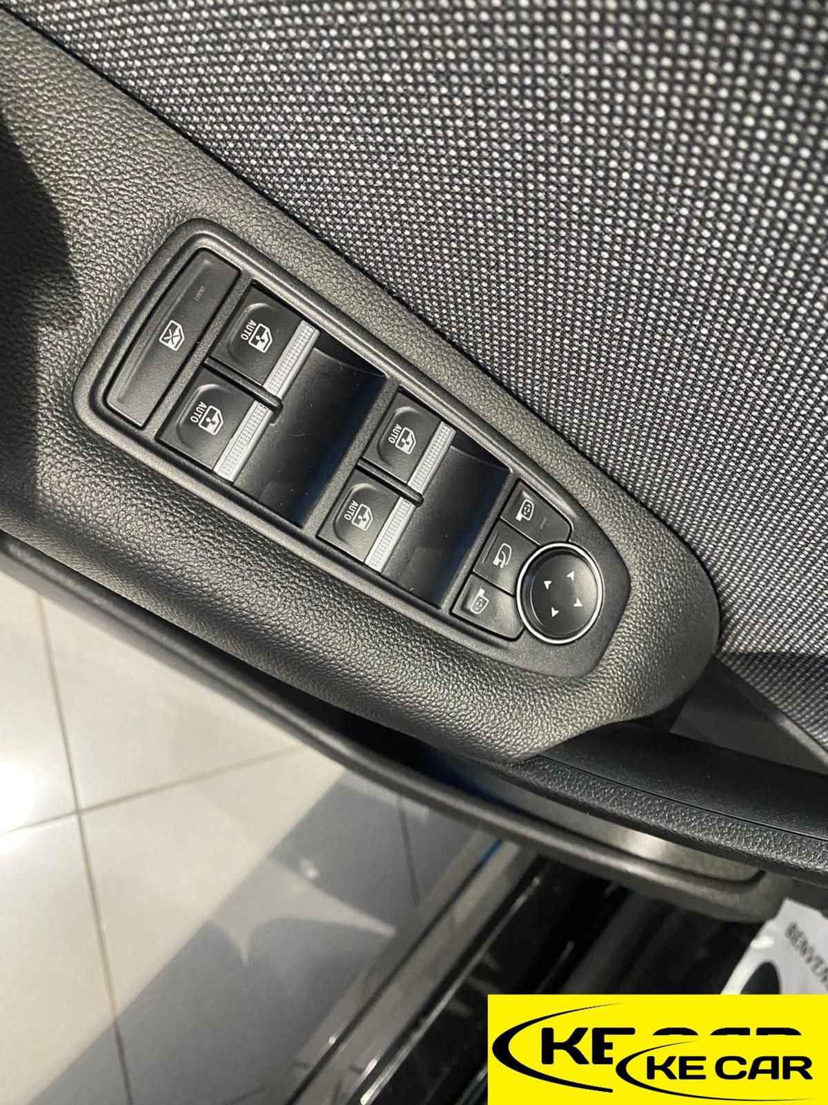 Renault Captur TCe 90 CV Techno (19)