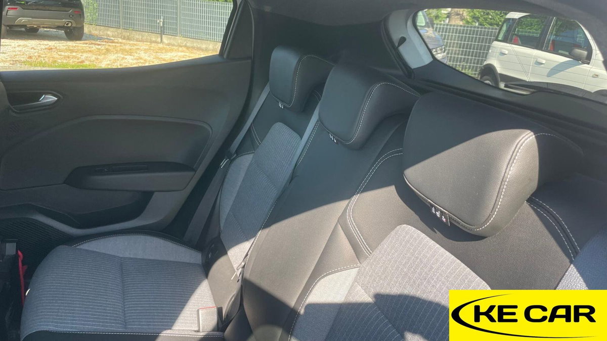 Renault Clio 1.0 eco-g Techno 100cv (10)