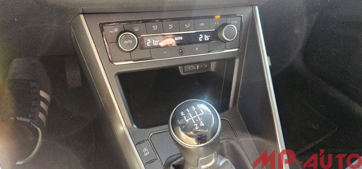 Volkswagen Polo 1.0 EVO (12)