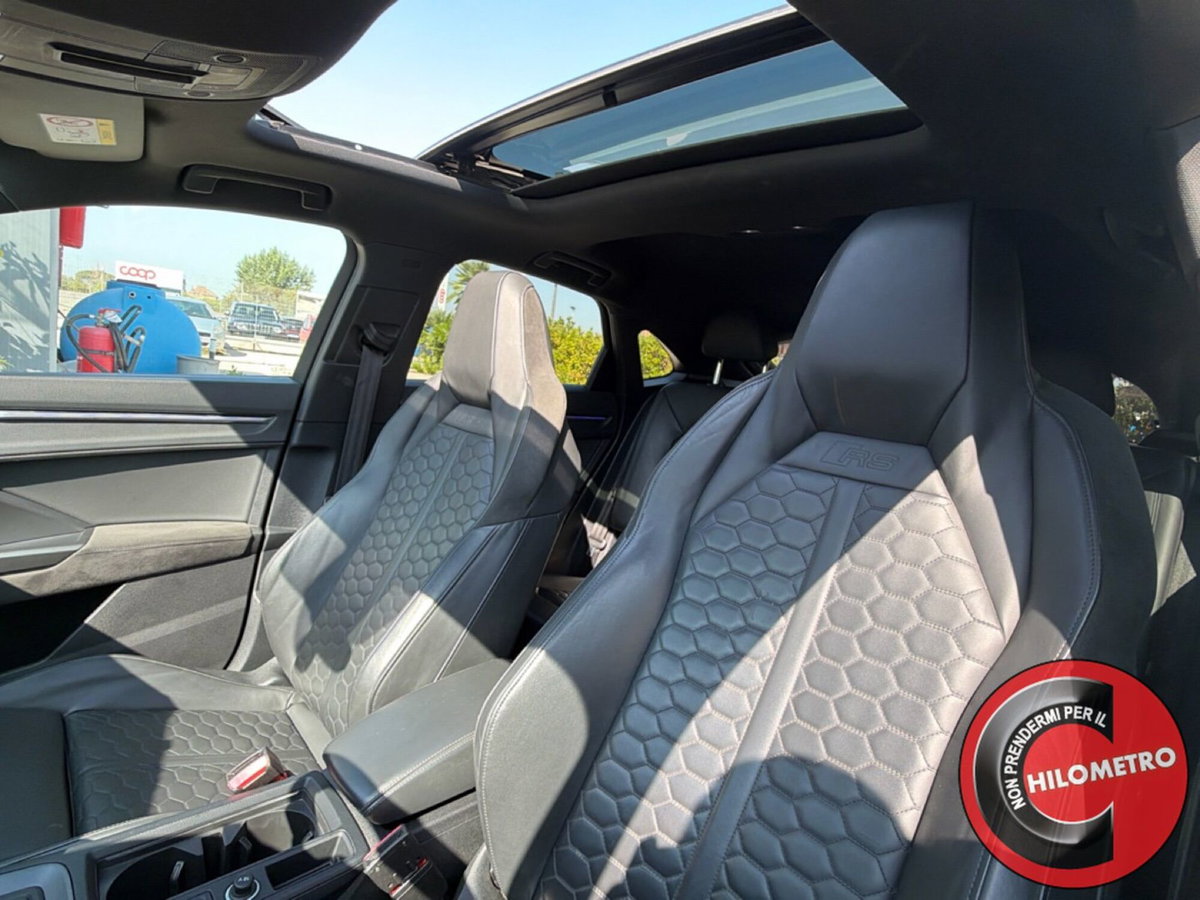 Audi RS Q3 Sportback 2.5 quattro s-tronic (15)