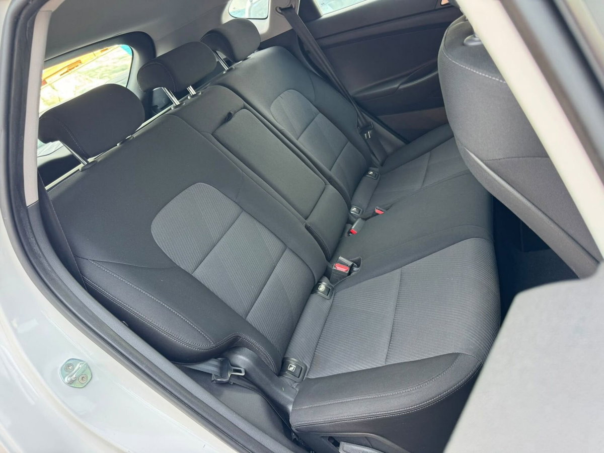 Hyundai Tucson 1.6 GDI XTech (11)