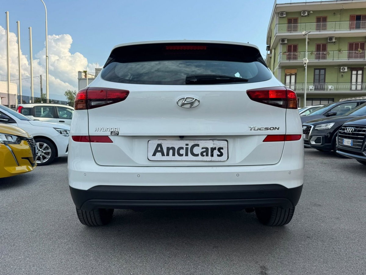 Hyundai Tucson 1.6 GDI XTech (16)