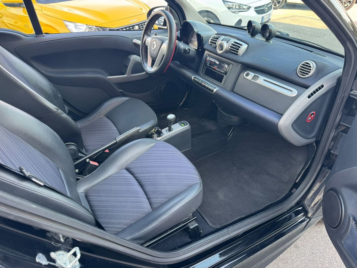 smart Fortwo Cabrio 1000 52 kW MHD cabrio Urbanrunner (10)