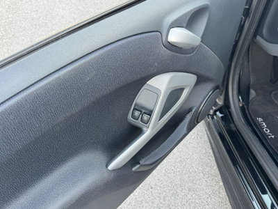 smart Fortwo Cabrio 1000 52 kW MHD cabrio Urbanrunner (4)