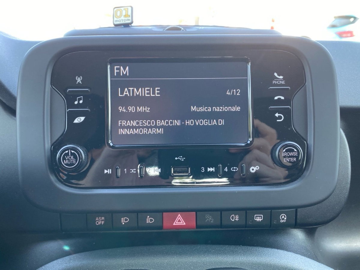 Fiat Panda Cross Cross 1.0 FireFly S&S Hybrid (16)