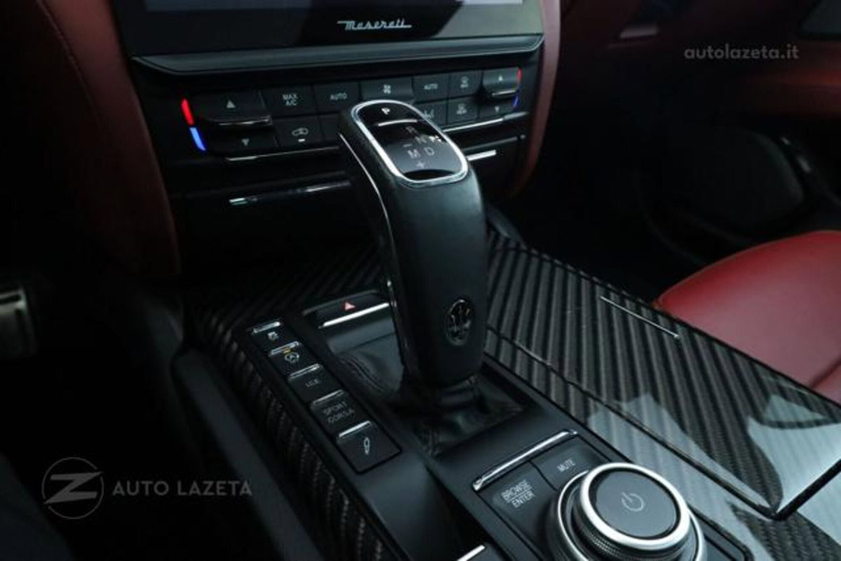 Maserati Quattroporte V8 580 CV Trofeo (18)