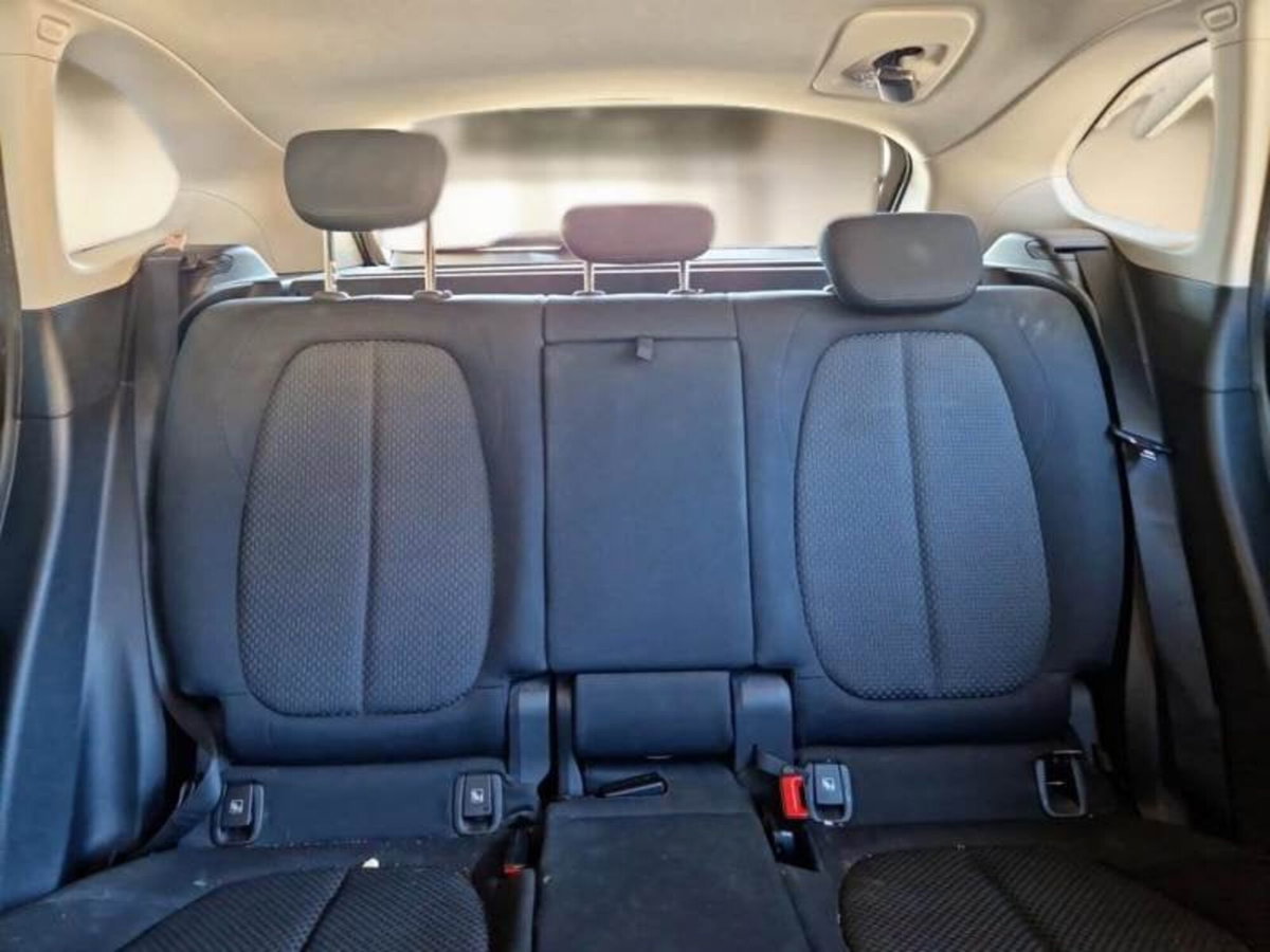 BMW X1 sDrive 18d Msport (8)