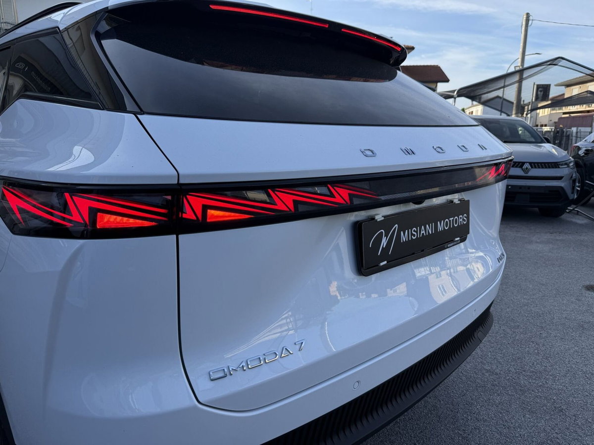 Omoda Omoda 7 SHS-P 1.5 tgdi phev Pure (7)