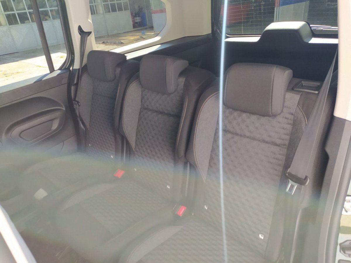 Peugeot Rifter Mix XL 1.5 bluehdi 100cv Allure S&S (15)