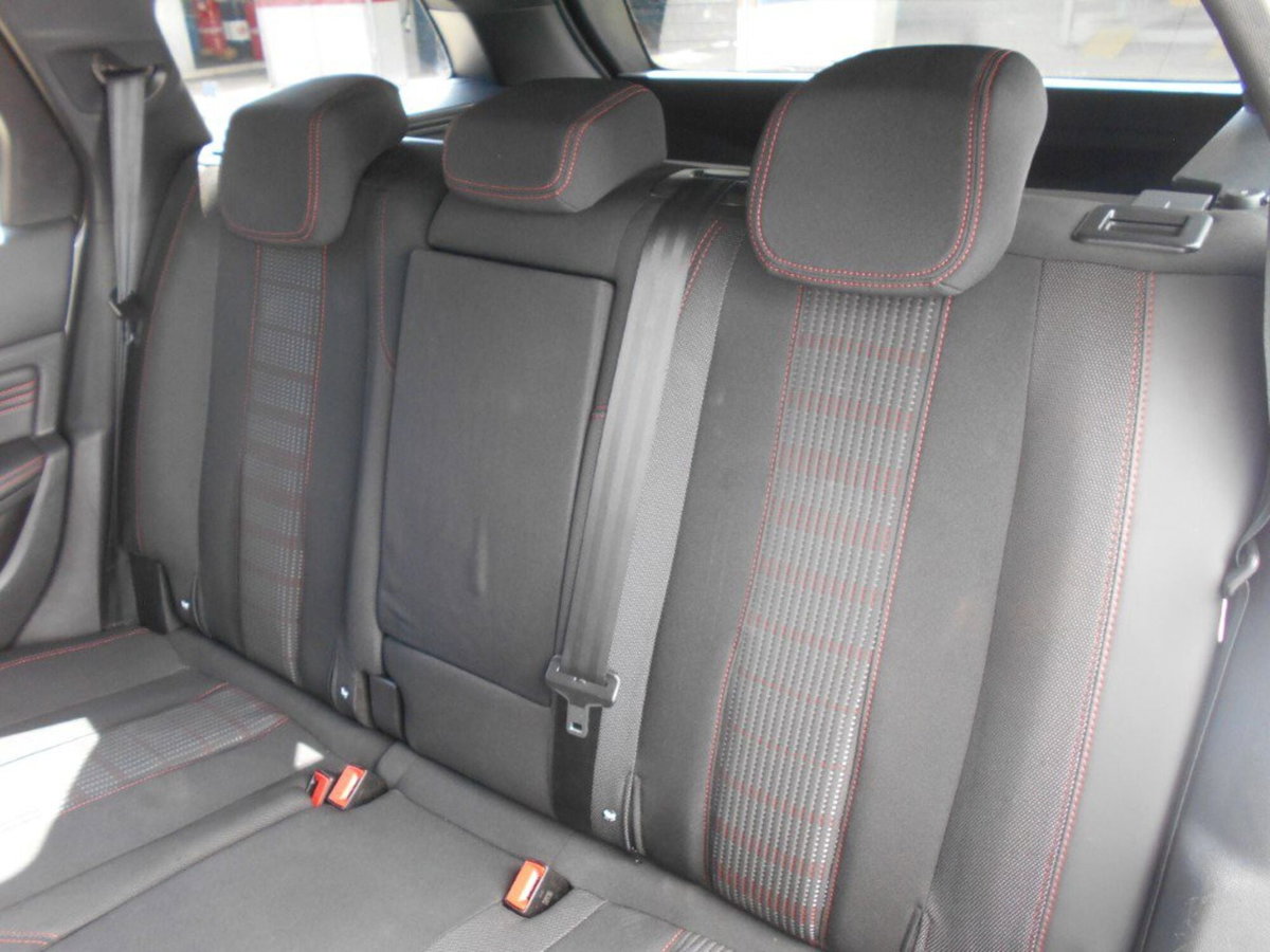 Peugeot 308 SW BlueHDi 120 S&S EAT6 GT Line (17)