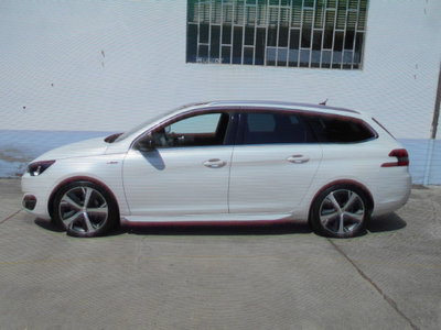 Peugeot 308 SW BlueHDi 120 S&S EAT6 GT Line (9)
