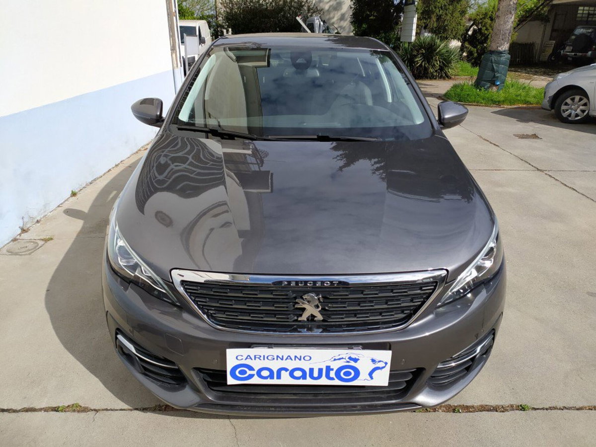 Peugeot 308 PureTech Turbo 130 S&S Allure Pack (10)