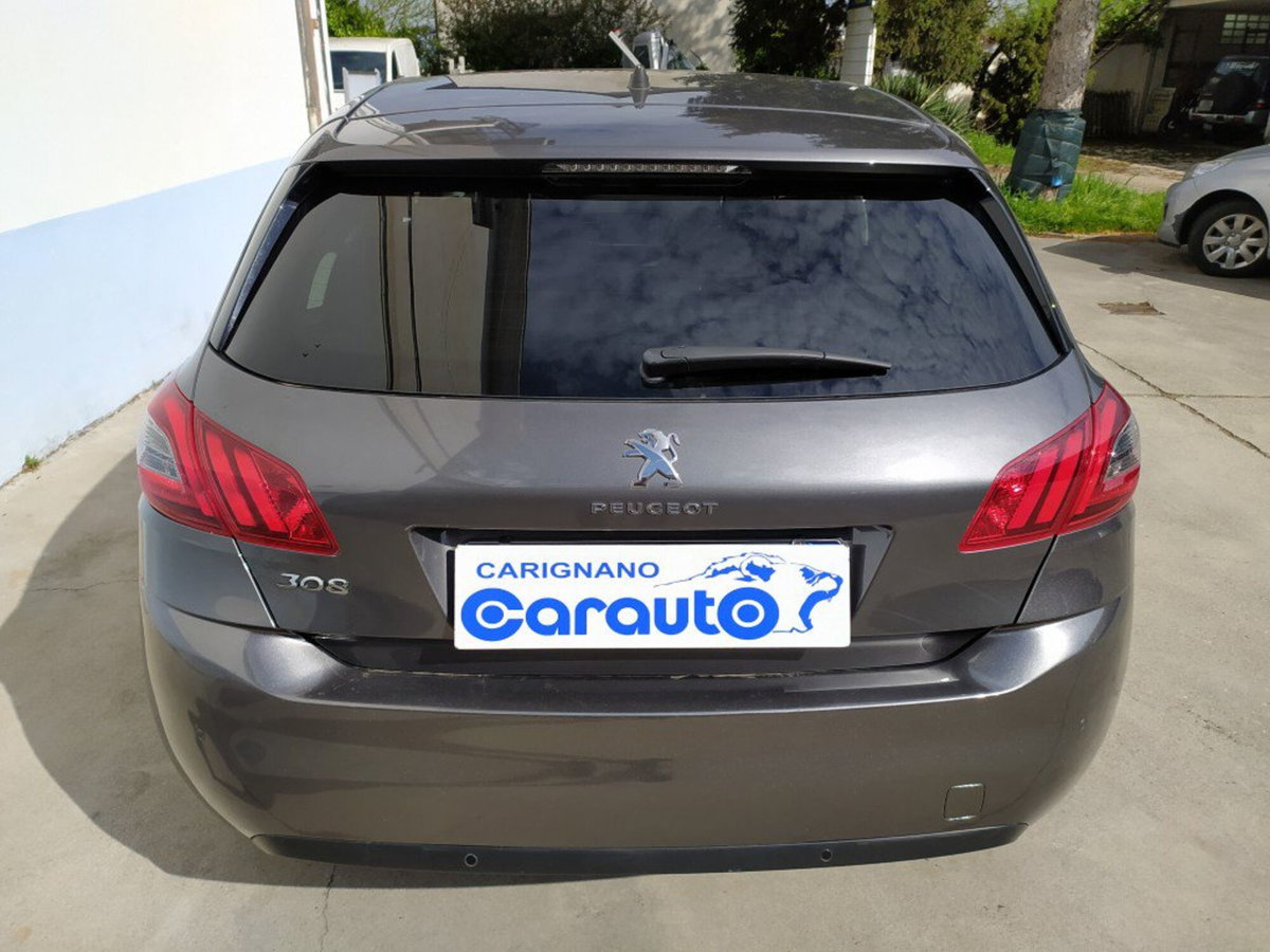 Peugeot 308 PureTech Turbo 130 S&S Allure Pack (13)