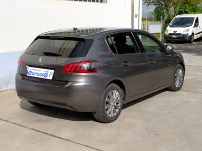 Peugeot 308 PureTech Turbo 130 S&S Allure Pack (16)