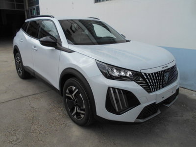 Peugeot 2008 PureTech 100 S&S Allure (12)