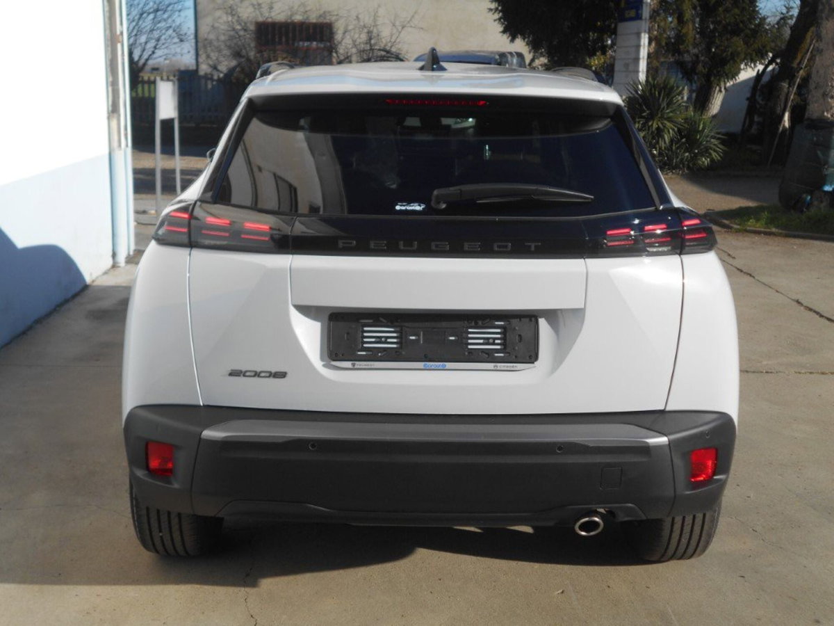 Peugeot 2008 PureTech 130 S&S EAT8 Allure Pack (11)