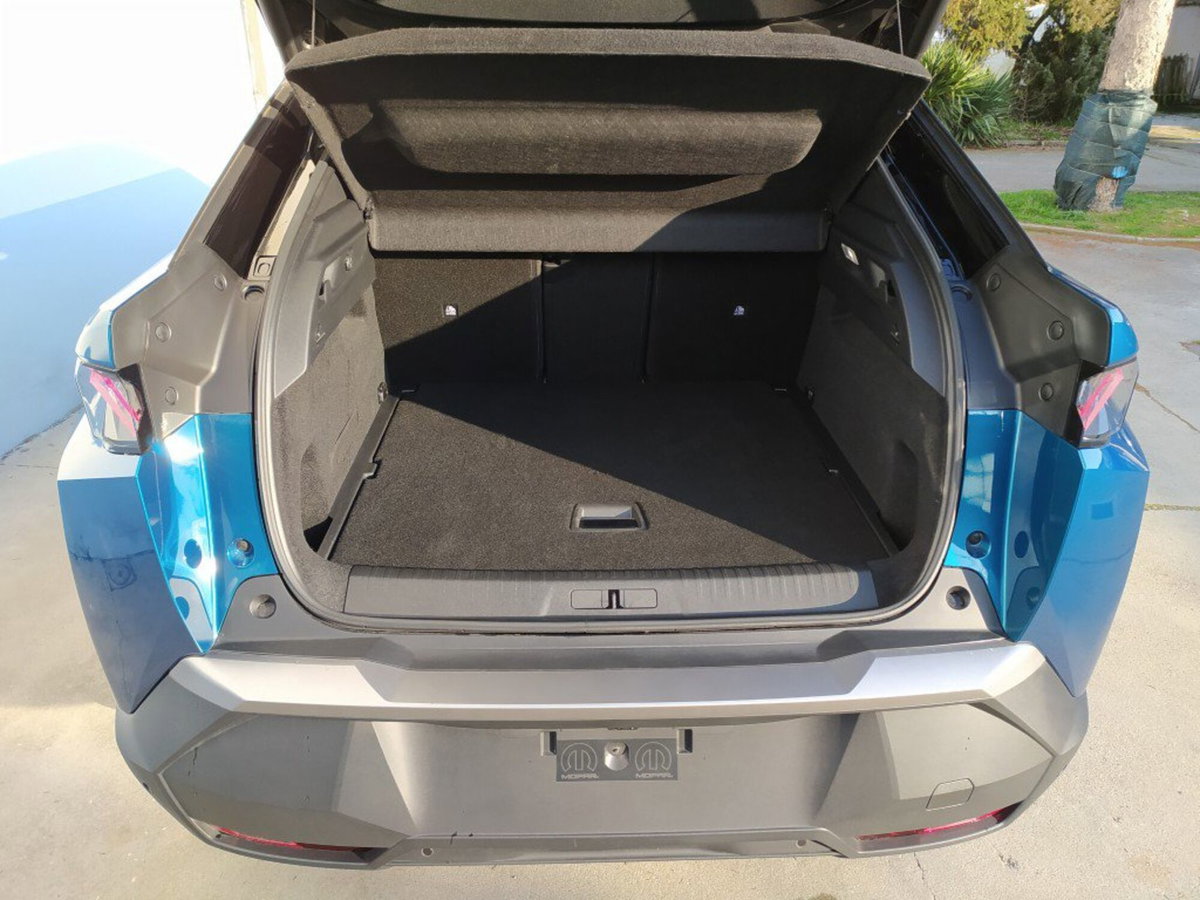 Peugeot 3008 1.2 hybrid GT Exclusive 145cv e-dcs6 (14)