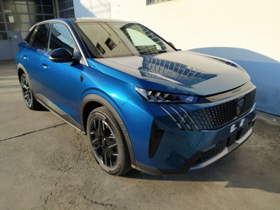 Peugeot 3008 1.2 hybrid GT Exclusive 145cv e-dcs6 (7)