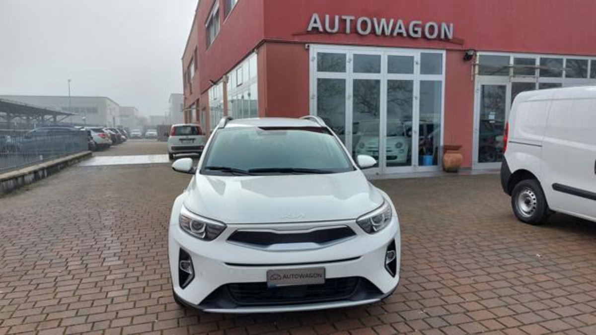 Kia Stonic 1.2 DPI Style (3)
