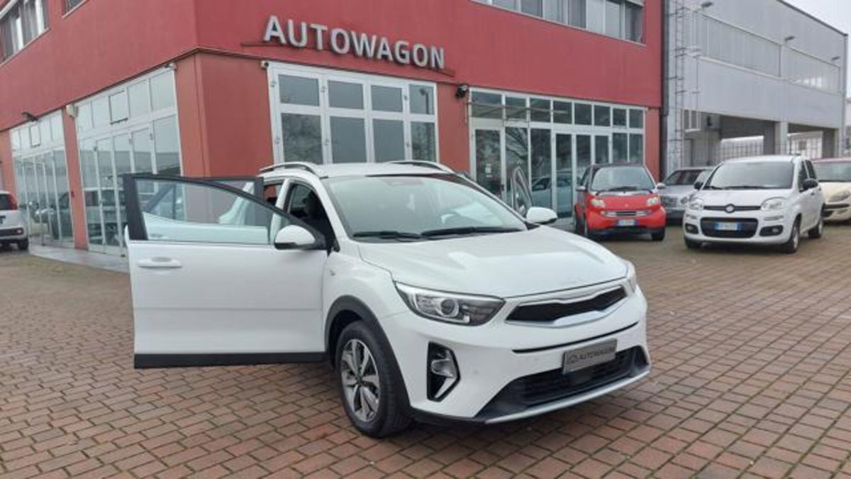 Kia Stonic 1.2 DPI Style (5)