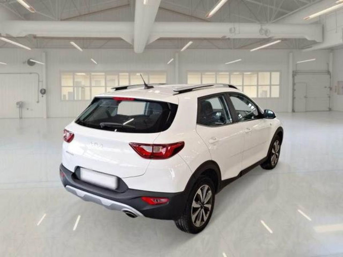 Kia Stonic 1.2 DPI Style (9)
