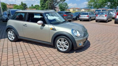 MINI Mini 1.6 16V Cooper D (2)