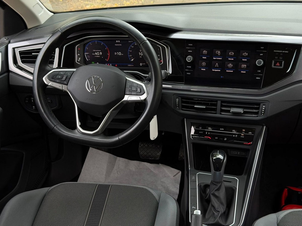 Volkswagen Polo 1.0 tsi Style 95cv dsg (6)