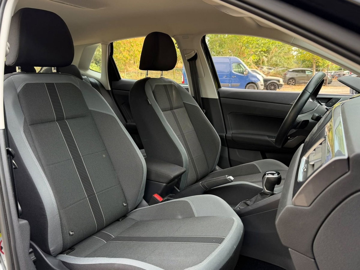 Volkswagen Polo 1.0 tsi Style 95cv dsg (8)