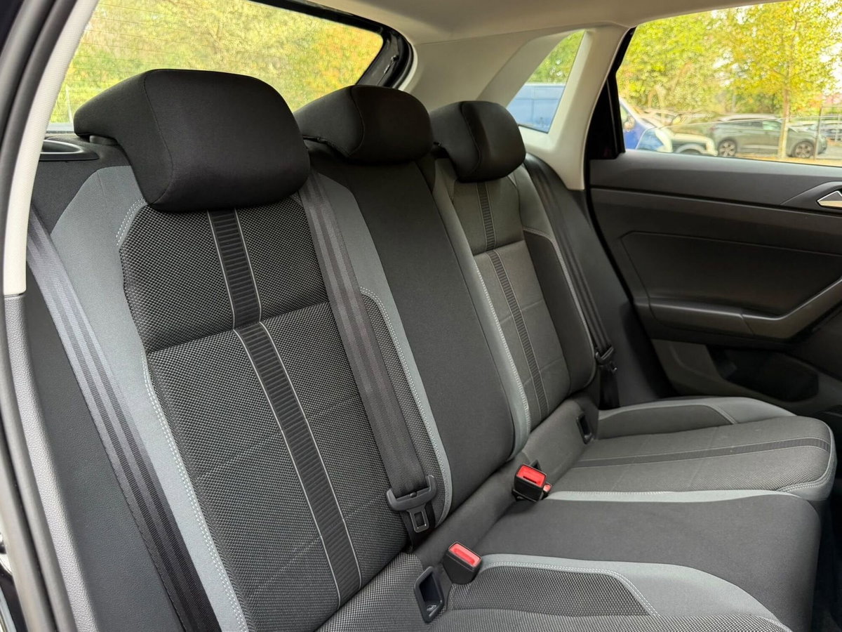Volkswagen Polo 1.0 tsi Style 95cv dsg (9)